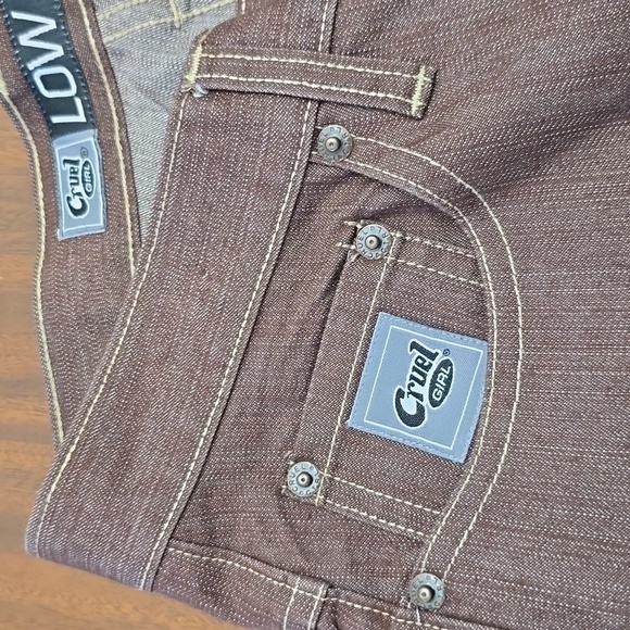 CRUEL GIRL Women's 3 Brown Low Rise Jeans Starched - Picture 3 of 7